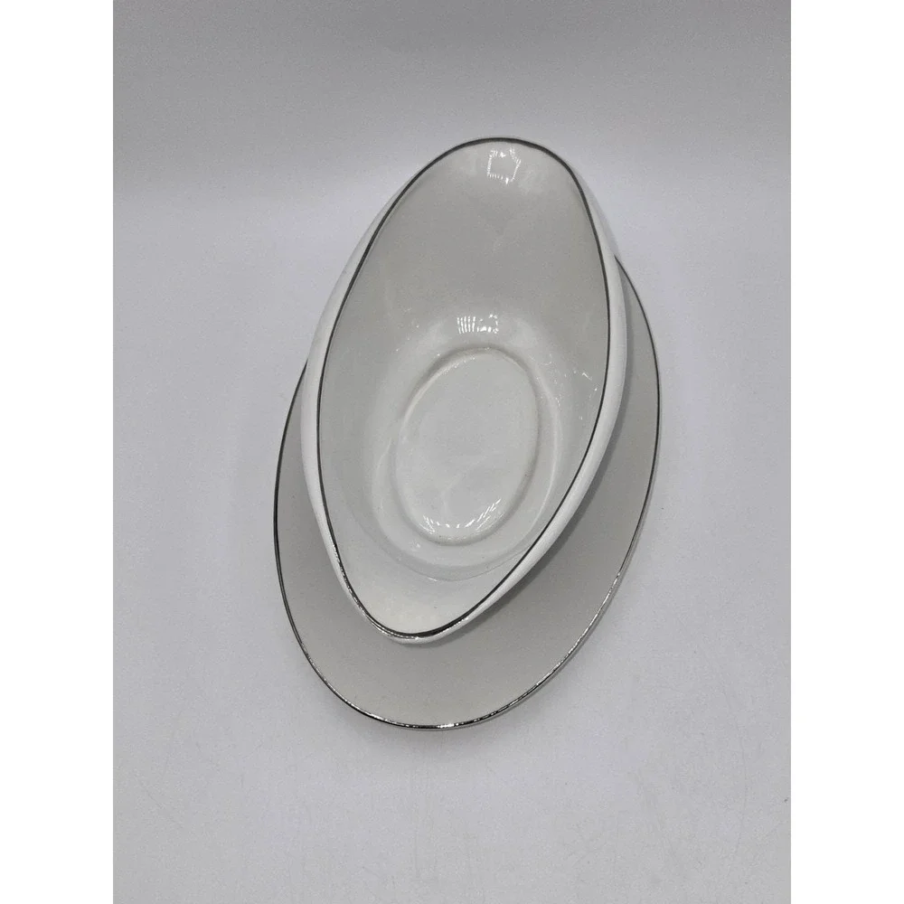 Berkeley House June Bride 6150 Gravy Boat With Underplate Fine China
